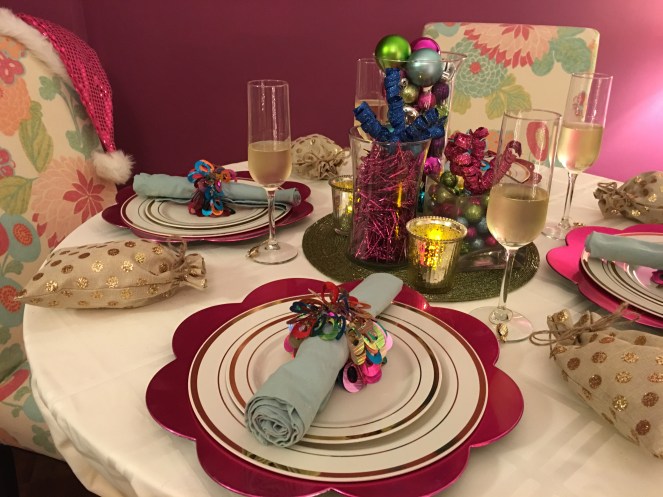 holiday table, holiday tablescape, christmas table, holiday table, christmas decorations, holiday decorating, white christmas tree, colorful christmas, sarah in style, chicago blogger, holiday dining, holiday decor, lifestyle blogger, #wcbcstyle, a peak at my table