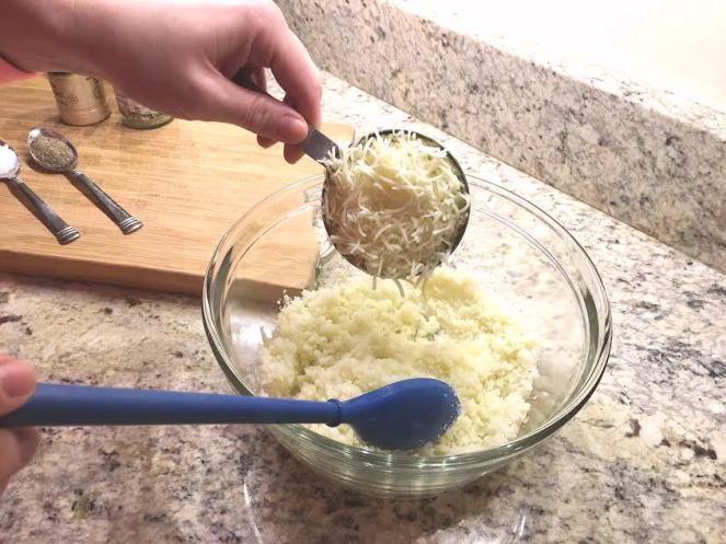 cheesy veggie breadsticks