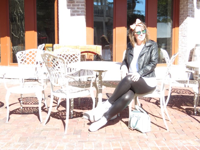 bows, leather, sarahinstyle.com, sarah in style, fashion blogger, chicago blogger, sandestin