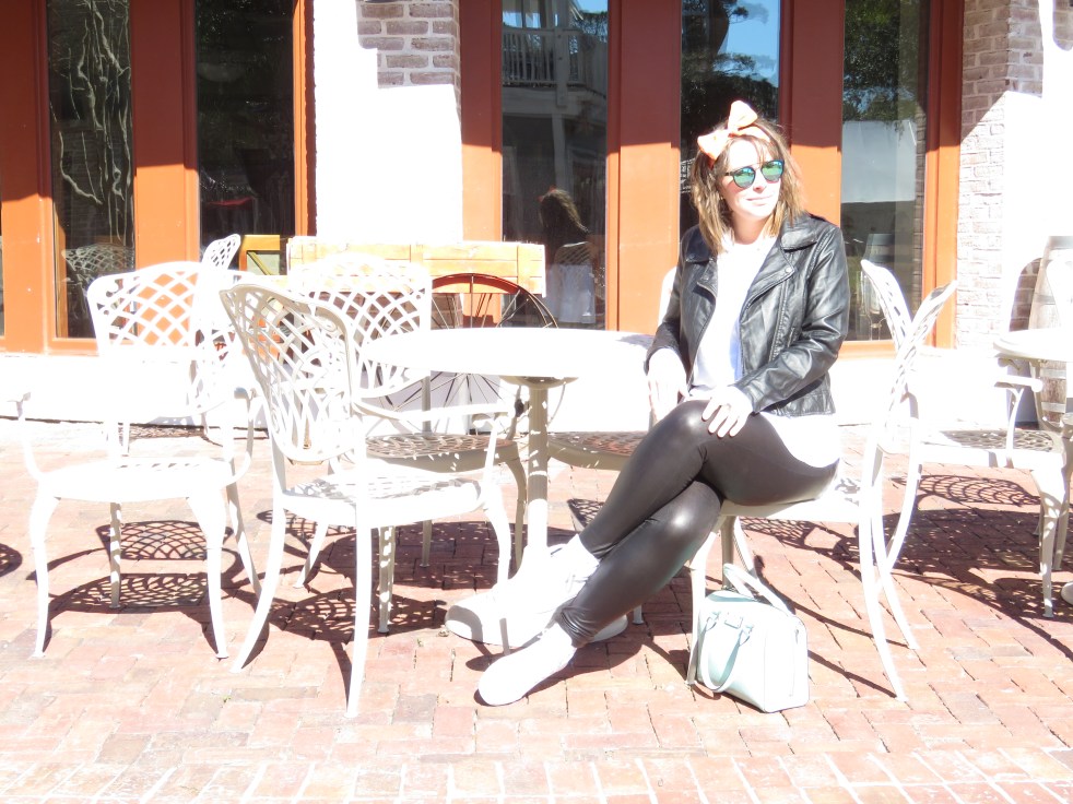 bows, leather, sarahinstyle.com, sarah in style, fashion blogger, chicago blogger, sandestin