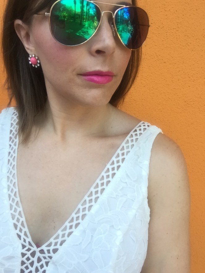 white dress, lace, it's all in the details, sarah in style, windy city bloggers, fashion blogger, the saguaro, dejavu