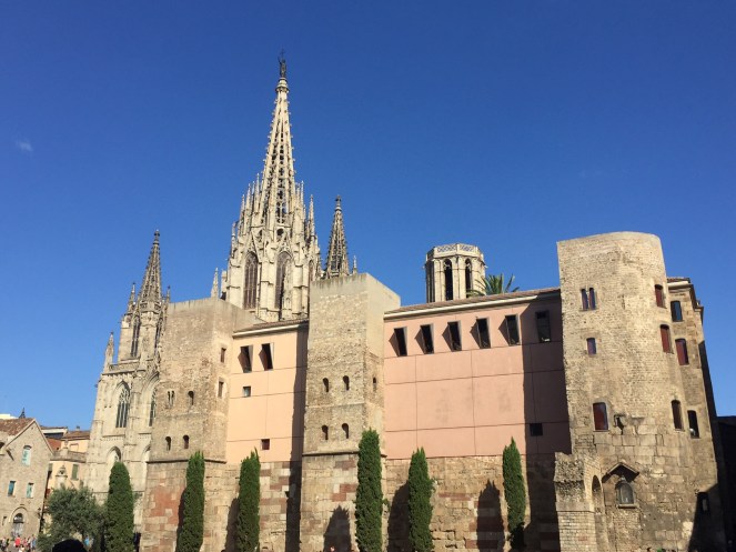 barcelona, spain, park guell, sagrada familia, el born, el nacional, sarah in style, travel blogger, european adventure, windy city bloggers