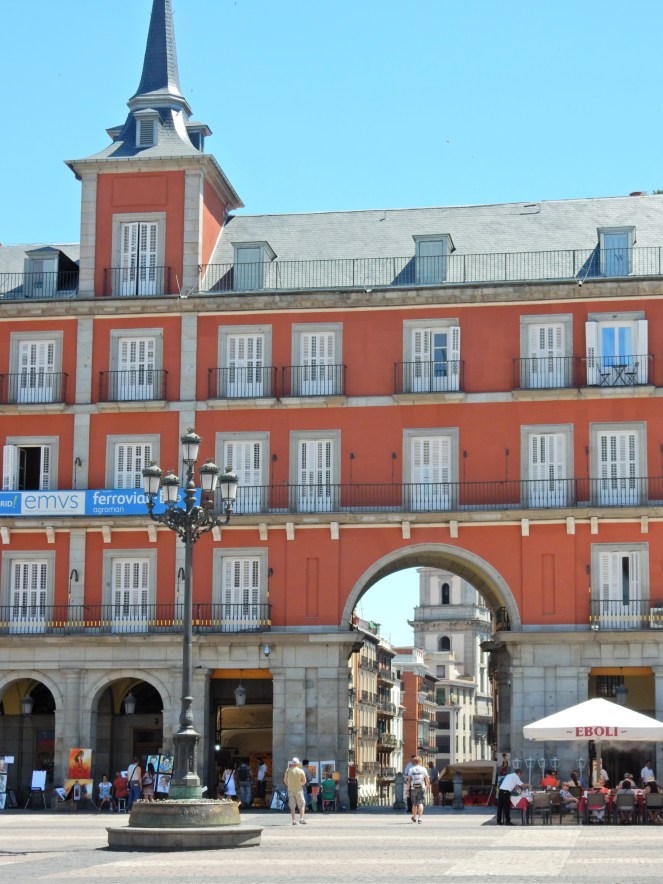 sarah in style, travel blogger, european vacation, madrid, spain, sarahinstyle.com, travel recommendations, windy city bloggers