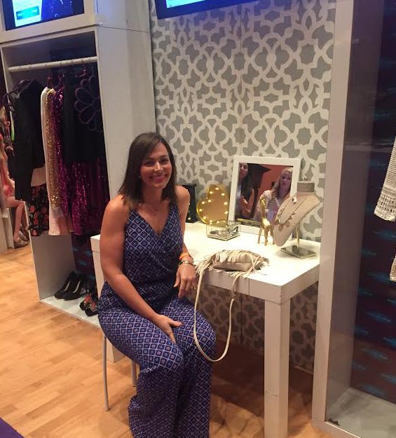 meghan trainor, untouchable tour, hailee steinfeld, tampax, wear what you want, chicago blogger, sarah in style