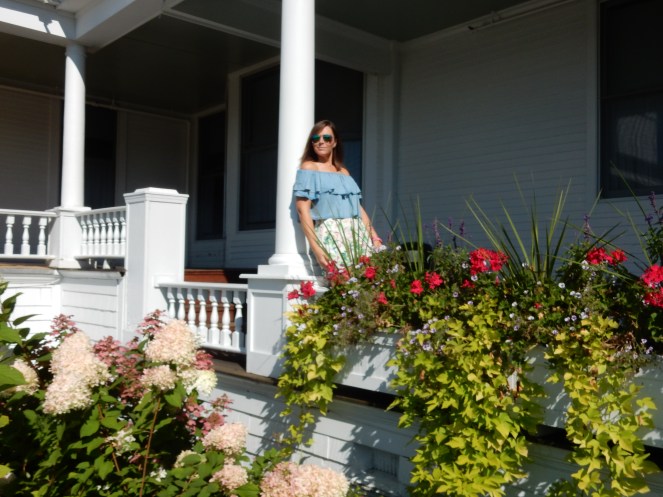 ruffled top, perfect summer outfit, sarah in style, pure michigan, sarahinstyle.com, fashion blogger, chicago blogger, windy city bloggers, mackinac island