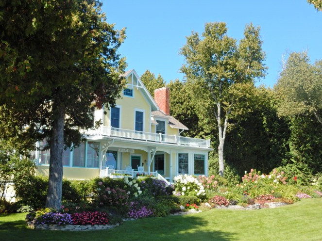 It's Party Time, Family Picnic, Chicago Blogger, 30th Birthday, Mackinac Island, Pure Michigan, Bicycles, Victorian charm, sarah in style, windy city bloggers, the grand hotel, the island house, The Max chicago, Saved by the bell