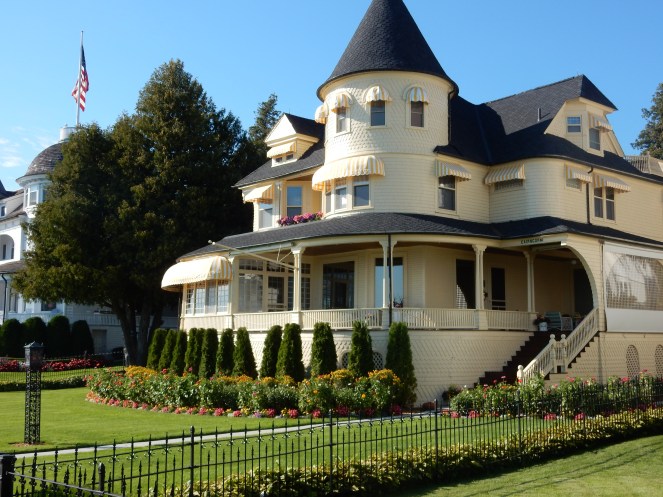 It's Party Time, Family Picnic, Chicago Blogger, 30th Birthday, Mackinac Island, Pure Michigan, Bicycles, Victorian charm, sarah in style, windy city bloggers, the grand hotel, the island house, The Max chicago, Saved by the bell