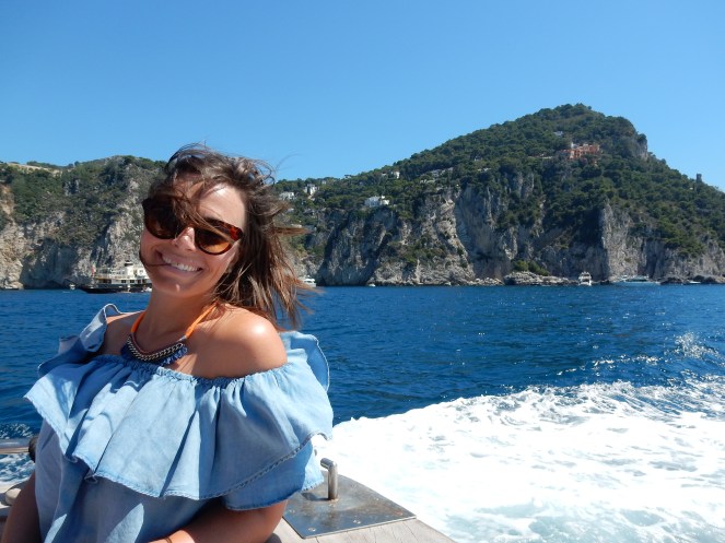 capri shopping, Capri, Italy, European Adventure, Sarah In Style, sarahinstyle.com, travel blogger, chicago blogger, travel, Europe, windy city bloggers, beach, Mediterranean sea, amalfi coast