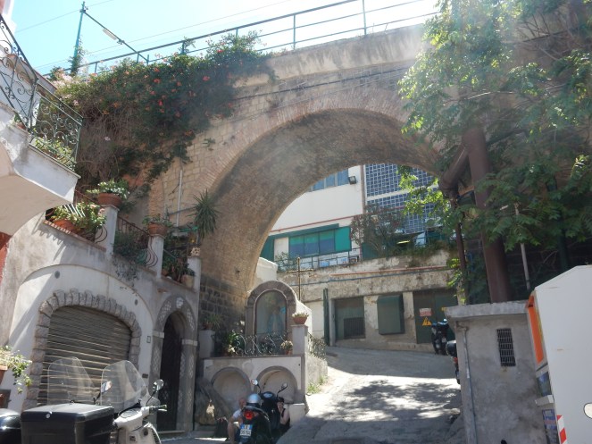 capri shopping, Capri, Italy, European Adventure, Sarah In Style, sarahinstyle.com, travel blogger, chicago blogger, travel, Europe, windy city bloggers, beach, Mediterranean sea, amalfi coast