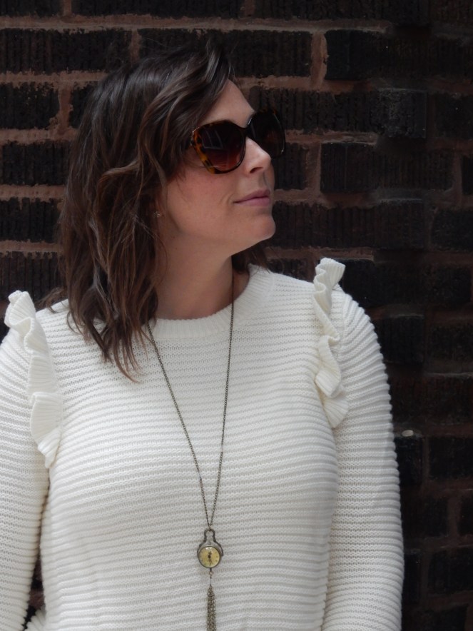 Fall Floral, Sara In Style, sarahinstyle.com, Sarah Meyer, Chicago Blogger, Fashion Blogger, Windy City Bloggers, floral pants, red shoes, fall style, colorful wardrobe, old navy, gap, j. crew