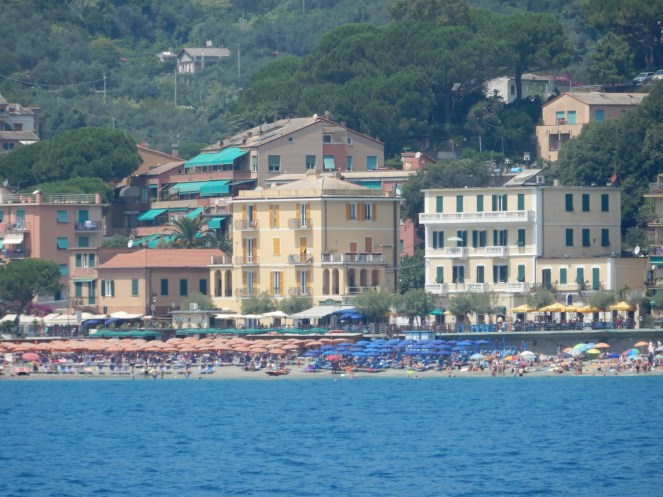 Chicago Blogger, Windy City Bloggers, Cinque Terre, Italy, Manarola, Vernazza, Monterosso, italian riviera, norwegian cruise, Mediterranean cruise,  sarah in style, sarahinstyle.com, travel blogger, what to see in italy, italian must see