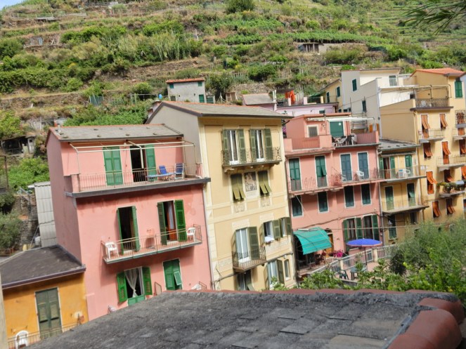 Chicago Blogger, Windy City Bloggers, Cinque Terre, Italy, Manarola, Vernazza, Monterosso, italian riviera, norwegian cruise, Mediterranean cruise,  sarah in style, sarahinstyle.com, travel blogger, what to see in italy, italian must see