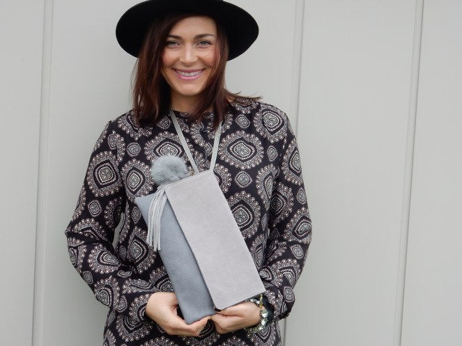 paisley dress, Pretty In Paisley, Sarah In Style, How to add color to an outfit, how to add color to your wardrobe, adding color to your outfit, adding color to your wardrobe, little black dress, LBD, sarahinstyle.com, black hat, pom pom purse, winter wardrobe, styling tips, style tips, fashion blogger