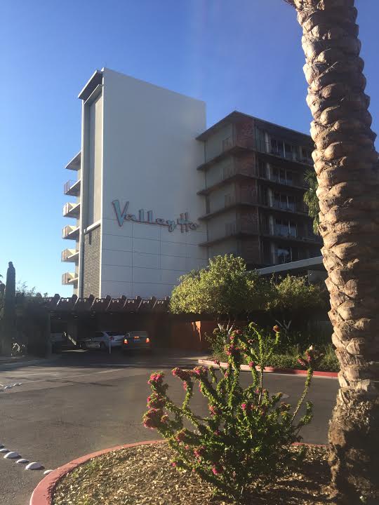 sarah in style, sarahinstyle.com, sarah meyer, all about arizona, what to do in arizona, where to stay in scottsdale. the saguaro, hotel valley ho, where to eat in scottsdale, where to eat in phoenix, what to do in scottsdale, what to do in phoenix, travel blogger, sugar bowl scottsdale, the sugar bowl, Hotel Valley Ho, midcentury modern