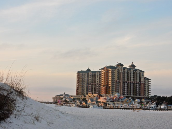 Destin, Destin FL, Destin Florida, Florida, vacation, vacation ideas, panhandle, emerald coast, sarah in style, sarahinstyle.com, Sarah Meyer, travel blog, travel blogger, vacation tips, Windy City Bloggers, Chicago blogger, on the blog