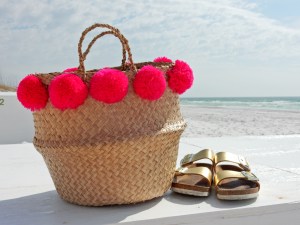 Judith March, fringe top, caftan, beach ensemble, summer style, Destin, Florida, emerald coast, beach style, sarahinstyle.com, sarah in style, sarah meyer, fringe beach bag, pom pom bag, Hobby Lobby, gold chunky sandals