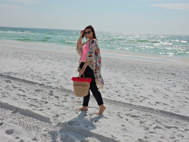 Judith March, fringe top, caftan, beach ensemble, summer style, Destin, Florida, emerald coast, beach style, sarahinstyle.com, sarah in style, sarah meyer, fringe beach bag, pom pom bag, Hobby Lobby, gold chunky sandals