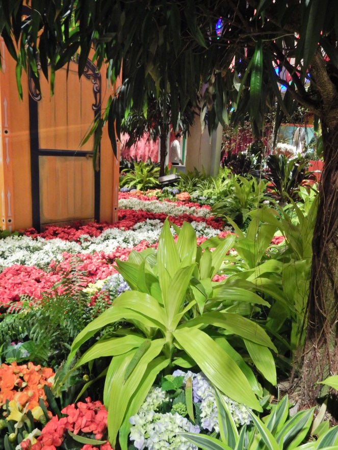 McFarlane & Douglas, McFarlane & Douglass, Spin-spun, Macy's Flower Show, Flower Show, Macy's events, Macy's, Macy's State Street, Macy's New York City, MAcy's NYC, Macy's San Francisco, Carnival, flowers, springtime, carnival theme, sarah in style, sarahinstyle.com, Sarah Meyer, Chicago events, what to do in Chicago, Chicago