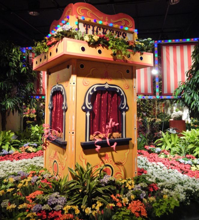 Macy's Flower Show, Flower Show, Macy's events, Macy's, Macy's State Street, Macy's New York City, MAcy's NYC, Macy's San Francisco, Carnival, flowers, springtime, carnival theme, sarah in style, sarahinstyle.com, Sarah Meyer, Chicago events, what to do in Chicago, Chicago