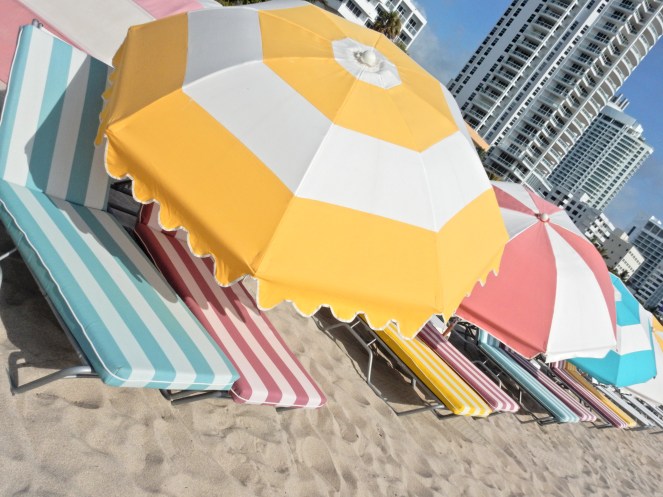 The Confidante, The Confidante Miami Beach, Confidante Miami, Hyatt Hotels, Hyatt, Hyatt Miami, South Beach, Miami hotels, south beach hotels, beach umbrellas, tropical oasis, lush pool, pastels, cabana stripes, cute beaches, patio furniture, art deco, mid-century modern, Sarah Meyer, sarah in style, sarahinstyle.com, design blog, design blogger, Florida beaches
