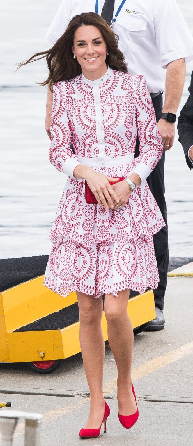 Kate Middleton, Catherine Middleton, Princess Kate, Trooping the Colour, Royal Fashion, Regal Fashion. Alexander McQueen, Jane Taylor, Queen of England, Classy, elegant, sarah in style, Sarah Meyer
