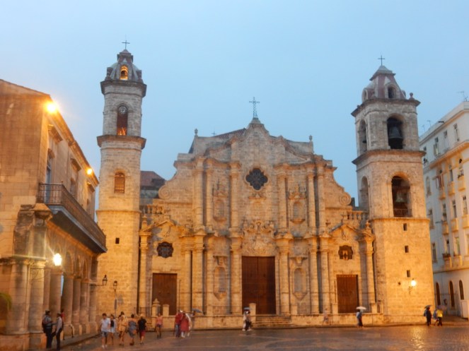 Cuba, Havana, Cuban Style, Cuban Flair, how to dress in cuba, sarah in style, sarah meyer, sarahinstyle.com, windy city bloggers, fashion blogger, style blogger, travel recommendations, travel ideas, cuba travel, travel blogger, travel blog