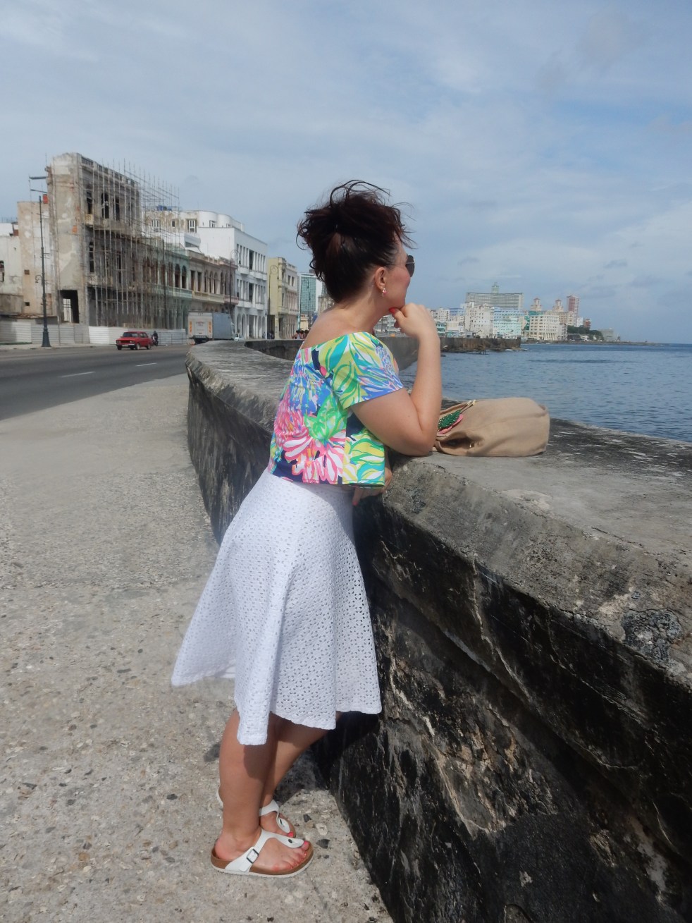 Cuba, Havana, Cuban Style, Cuban Flair, how to dress in cuba, sarah in style, sarah meyer, sarahinstyle.com, windy city bloggers, fashion blogger, style blogger, travel recommendations, travel ideas, cuba travel, travel blogger, travel blog, how to dress in cuba, lilly pulitzer, LOFT, Birkenstock, Charming Charlie, H&M, stylefile, white hot summer, summer whites