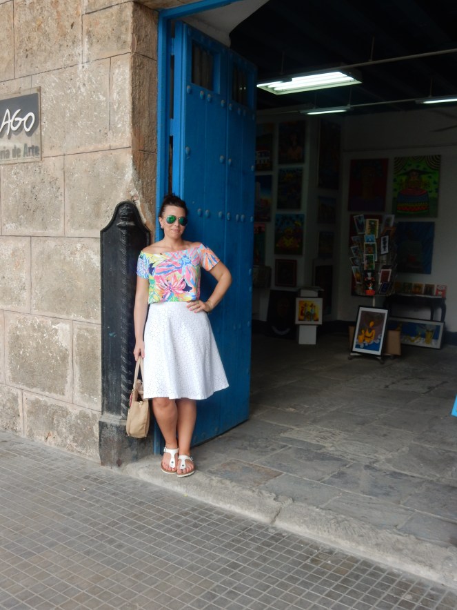Cuba, Havana, Cuban Style, Cuban Flair, how to dress in cuba, sarah in style, sarah meyer, sarahinstyle.com, windy city bloggers, fashion blogger, style blogger, travel recommendations, travel ideas, cuba travel, travel blogger, travel blog, how to dress in cuba, lilly pulitzer, LOFT, Birkenstock, Charming Charlie, H&M, stylefile, white hot summer, summer whites