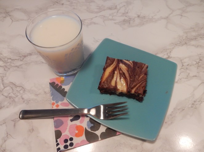 cheesecake brownie, baking kits, Sarah In Style, sarahinstyle.com, scratch & grain, Scratch and Grain, ScratchGrain, easy baking, baking made easy. easy bake oven, Shark Tank, Gluten free, gluten free baking, gluten free brownies, gluten free cheesecake, sweet treats, dessert