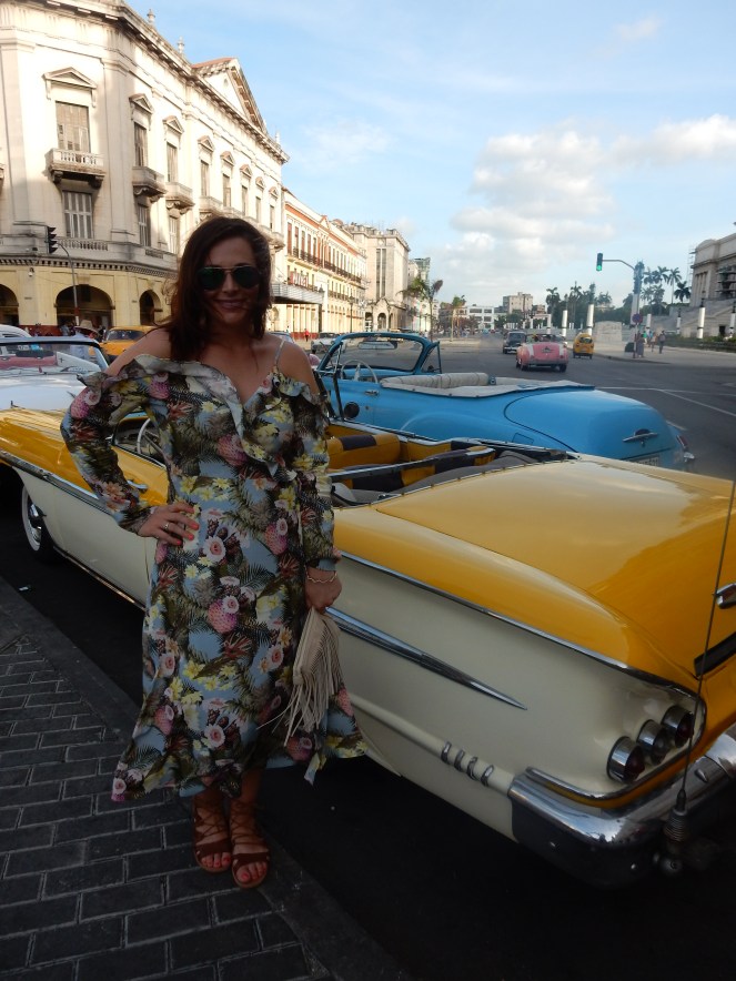 fringe cross body bag, h&m wrap dress, h&m pineapple dress, Cuba, Havana, Cuban Style, Cuban Flair, sarah in style, sarah meyer, sarahinstyle.com, windy city bloggers, fashion blogger, style blogger, travel recommendations, travel ideas, cuba travel, travel blogger, travel blog, how to dress in cuba, H&M, stylefile, party dress, ruffled dress, tropical dress, peek-a-boo shoulder, cold shoulder