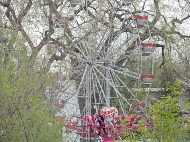 what to do in Colorado, visit colorado, sarahinstyle.com, sarah meyer. travel blog. Glenwood springs, hot springs, Vail, Vail Mountain, Vail Village, colorado, colorado hiking, Boulder, Denver, colorado amusement parks, mountain amusement park, 