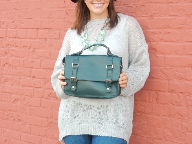 Harrisonburg, Virginia, what to do in Harrisonburg VA, fall sweaters, the perfect fall sweater, cozy sweaters, cozy sweater, cozy, grey sweater, oversize grey sweater, tobi, tobi.com, tobi grey sweater, Maui Jim, Black hat, Green satchel, fall fashion, what to wear this fall. Sarah Meyer, sarahinstyle.com, sarah in style, fashion blogger, fashion blog, style tips