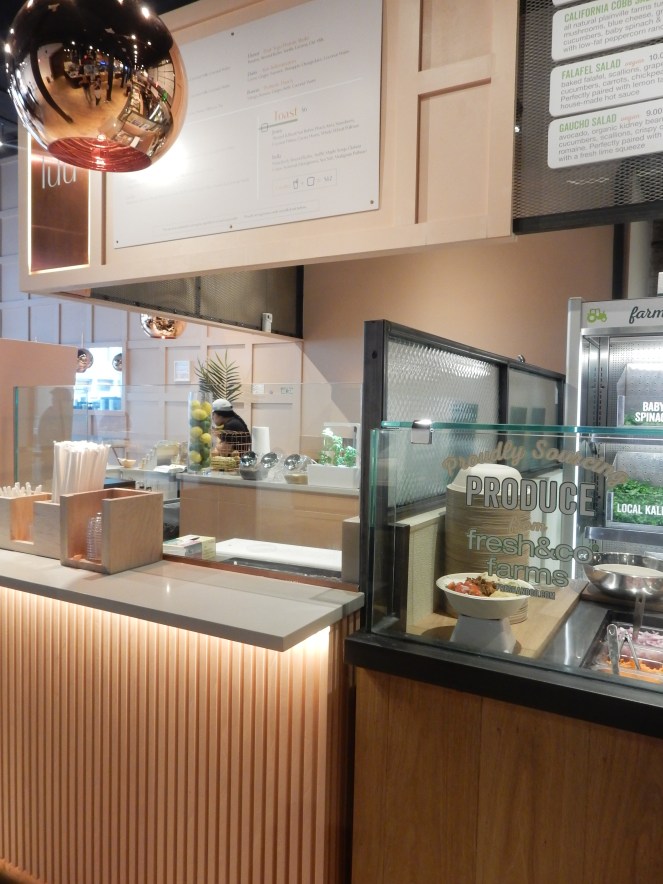 new york minute, what to do in new york, what to do in nyc, new york on the cheap, ideas for nyc, where to go in nyc, how to spend a short amount of time in new york, how to spend a short amount of time in NYC, sarahinstyle.com, travel tips, NYC travel tips, eating in NYC, chelsea market, gansevoort market, canal street market