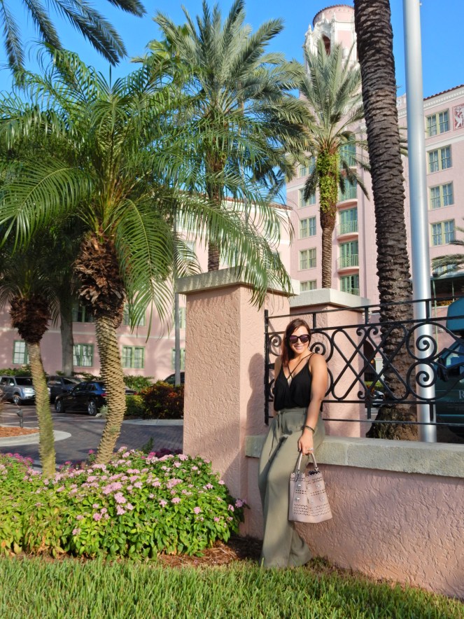 Vivian Black Bodysuit, Black Bodysuit, Bodysuit, Tobi, High Waist Pants, High Wasited Pants, Marine Layer, Ivy Pant, Worn Olive, Nectar Sunglasses, Nectar, Hula Sunglasses, Nectar Hula, Sarah In Style, The Vinoy Marriott St. Petersburg, Marriott Florida, Best High wasited pants, fashion blog, fashion blogger 