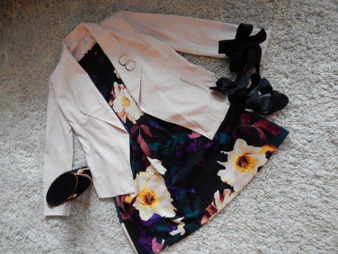 Blazer, Blazers, How to wear a Blazer, How to style a blazer, fall fashion trends, Tobi blazer, Trendy Blush Blazer, Jaymes Blush Blazer, Sarah In Style, Chicago style, Sarah Meyer, Tobi, one blazer three ways, Windy City Bloggers