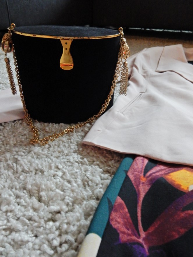 Blazer, Blazers, How to wear a Blazer, How to style a blazer, fall fashion trends, Tobi blazer, Trendy Blush Blazer, Jaymes Blush Blazer, Sarah In Style, Chicago style, Sarah Meyer, Tobi, one blazer three ways, Windy City Bloggers