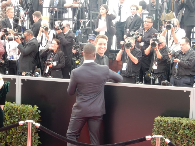 fashion blogger, style blogger, sarah in style, Sarah Meyer, SAG Awards, Screen Actors Guild, SAG Red Carpet, SAG Afterparty, SAG red carpet experience, SAG bleachers, Awards season, celebrity fashion, best dressed, E red carpet, People style, best of the SAG Awards, Justin Hartley & Sterling K Brown
