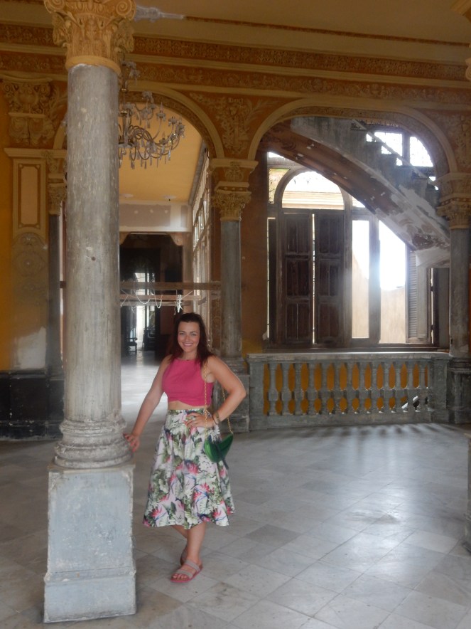 Pink Palm Skirt, Palm Leaf skirts, plam leaf purse, Havana, Cuba, how to dress in cuba, summer style, La Guarida, tropical fashion, sarah in style, sarah meyer, neoprene skirt, tropical style, fashion blogger, travel blogger