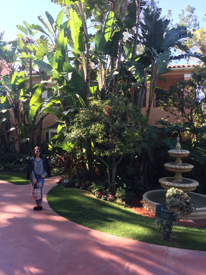 Sarah In Style, SarahInStyle.com, Sarah Meyer, Beverly Hills Hotel, LA, California, Pink studded purse, black and white stripes, velvet flats, bow flats, ripped jeans, winter trends, fashion trends, fashion blogger, out of the day