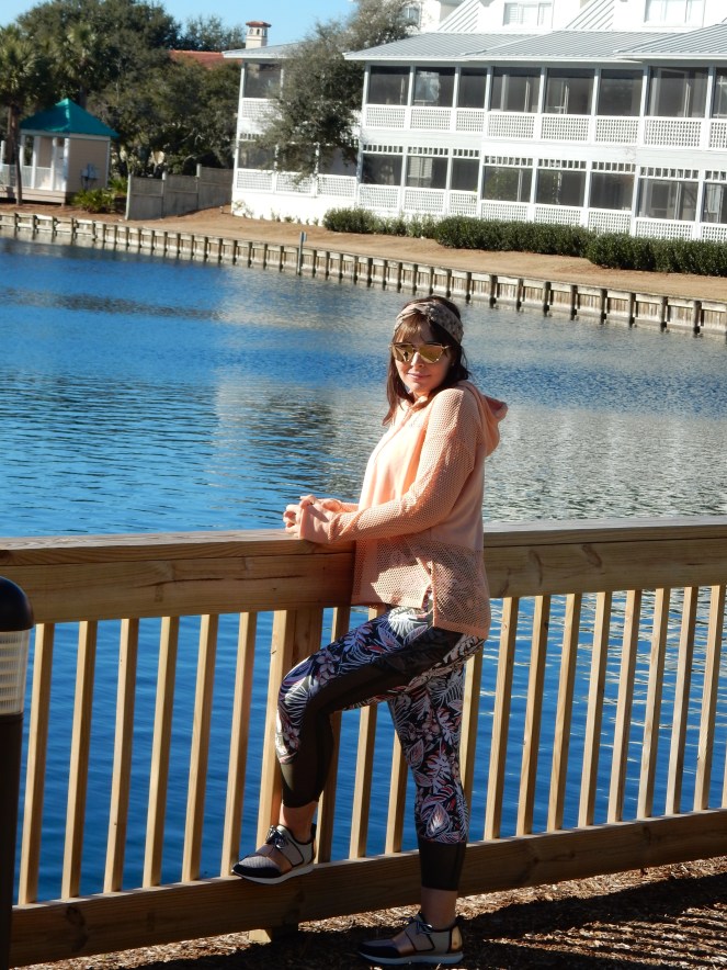 vacation workouts, florida workouts, beach workouts, cotton on active wear, palm print workout clothes, cool tennis shoes, sarah in style, hairdo, clip in bangs, Sarah Meyer, alternative work outs, exercise outdoors, cute exercise clothes, fashion blog, fashion blogger, what I wore