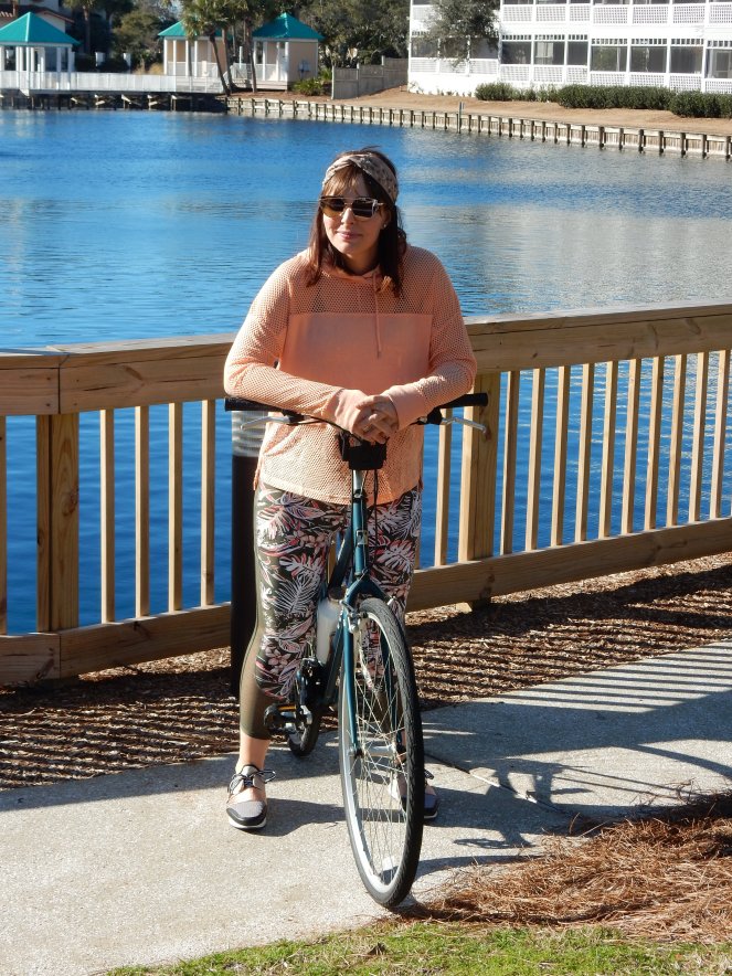 Destin FL< vacation workouts, florida workouts, beach workouts, cotton on active wear, palm print workout clothes, cool tennis shoes, sarah in style, hairdo, clip in bangs, Sarah Meyer, alternative work outs, exercise outdoors, cute exercise clothes, fashion blog, fashion blogger, what I wore