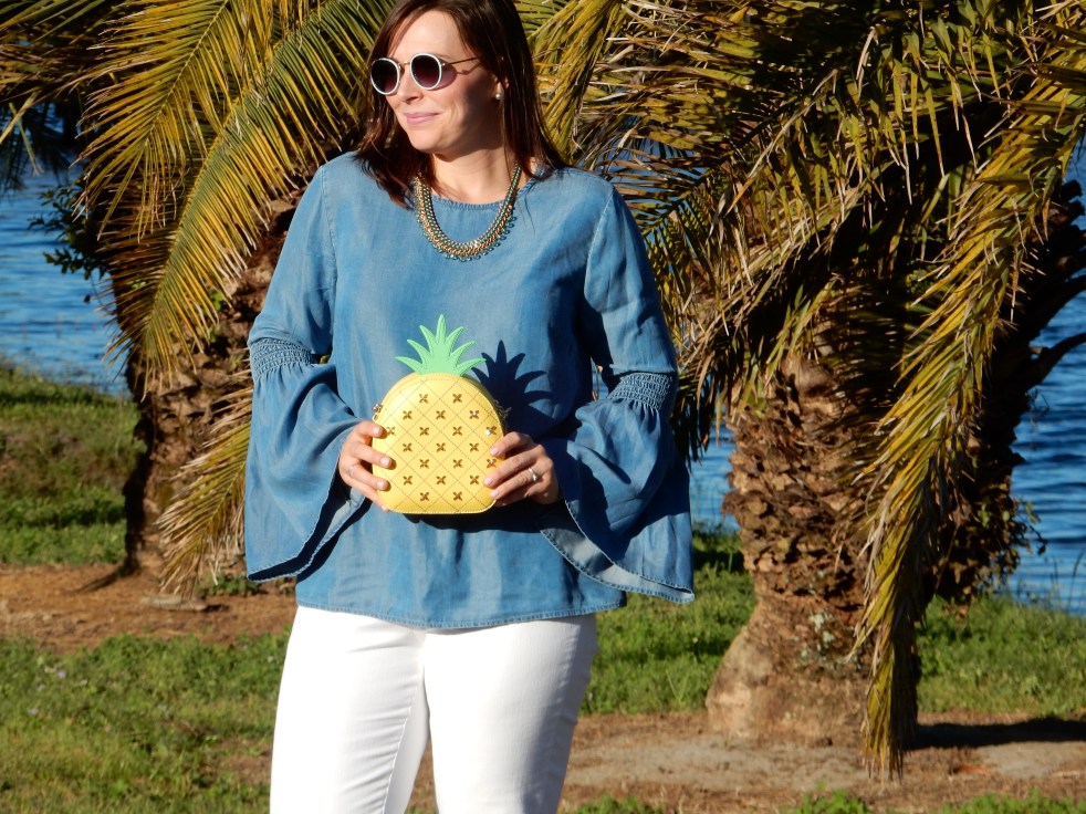 Spring Fashion Trends, Chambray Tops, Pineapple Purse, Kate Spade, Talbots Jeans, How to wear blue, Sarah In Style, Easy Packing Tips, What to wear this spring, Blue and White, closet staples, Sarah Meyer, Chicago Fashion Blogger, Fashion Blog