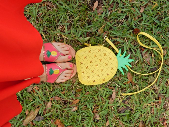 Lady in Red, dresses for cheap, fashion comfort zone, try new fashions, sarah in style, summer red dress, Sarah Meyer, Soft Surroundings, Jack Rogers sandals, Kate Spade pineapple purse, Omni Champions gate, red and pink together, Florida style, tropical fashion