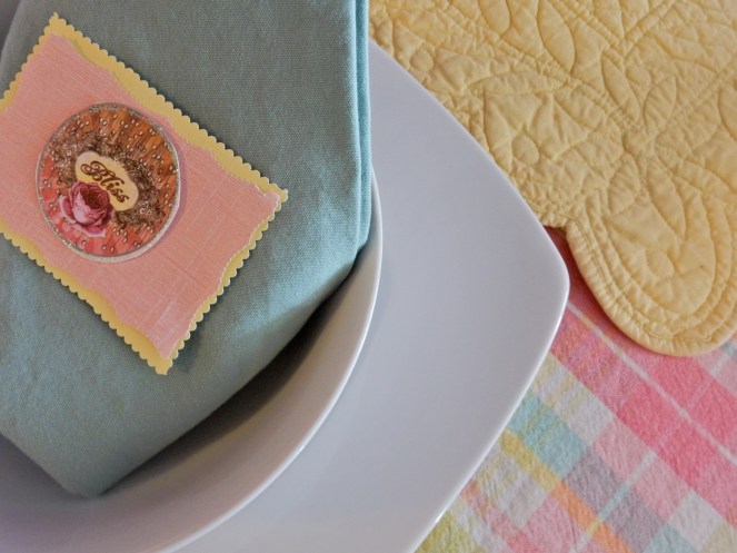 Dining Decor, Mother's Day Brunch Ideas, Mother's Day Table decor, spring table decor, Sarah In Style, Sarah Meyer, interior decorating, tablescape, decorating ideas, table ideas, April table, May table, decorating blog, decorating blogger,