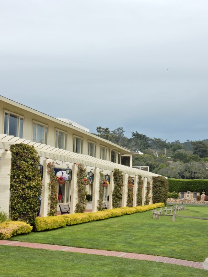 gorgeous california coastline, california coast, California's Hidden Gems, California vacation planning, pacific coast highway vacations, Sarah in Style, northern california tips, Sarah Meyer, blogger guide to california, downtown carmel, pacific coast highway, california road trip planning, california road trip, 17 mile drive, Pebble Beach, U.S. Golf Championship, top golf course in America, #mypebblebeach, where to golf in California, California golf, best golf course, Lone Cyprus