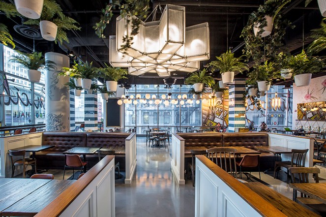 gluten free chicago, chicago gluten free, Loop lunch spots, chicago food halls, chicago lunch spots, best lunch spots, where to eat in the loop, chicago markets, work day dining, Chicago eats, Chicago dining, Latinicity, Block 37, Forum 55, Revival Food Hall, Mariano's Lakeshore East, Lakeshore east, Chicago Loop dining, Chicago Loop