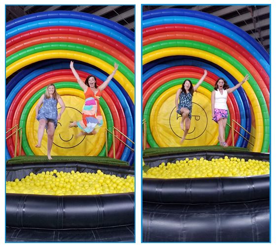 Instagrammers Heaven, Happy Place Chicago, Happy Place Exhibit, Happy Place, Happy Place Pop Up, Chicago art exhibits, Chicago Art scene, Chicago must sees, what to do in Chicago, touring art, Sarah In Style, Chicago weekend guide, Blogger paradise, Blogger Heaven, get the perfect picture, confetti dome, so many colors