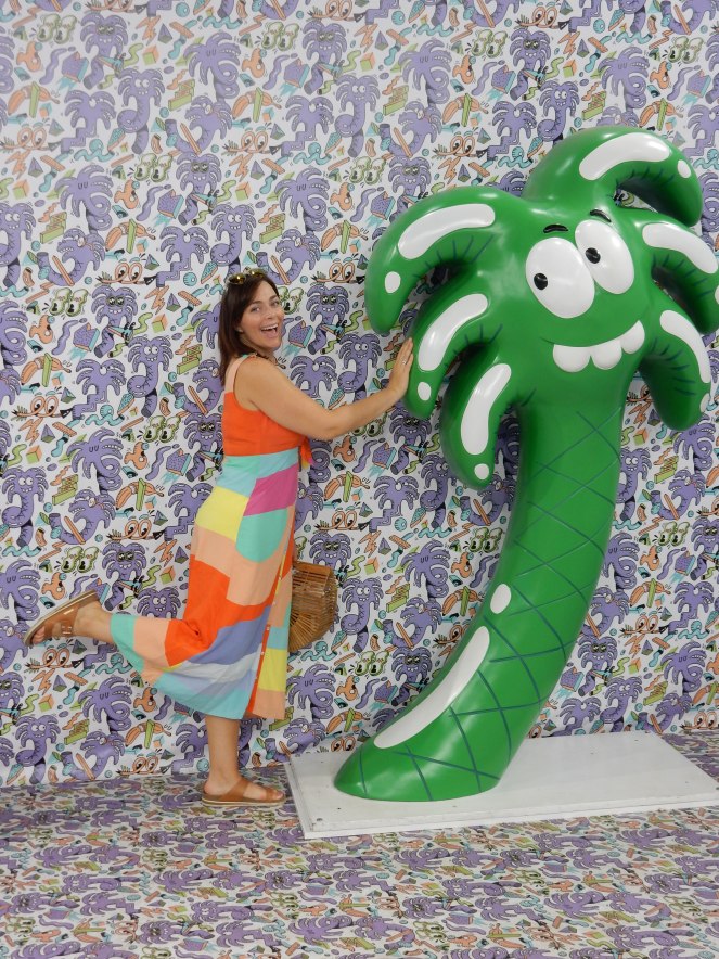 Instagrammers Heaven, Happy Place Chicago, Happy Place Exhibit, Happy Place, Happy Place Pop Up, Chicago art exhibits, Chicago Art scene, Chicago must sees, what to do in Chicago, touring art, Sarah In Style, Chicago weekend guide, Blogger paradise, Blogger Heaven, get the perfect picture, confetti dome, so many colors