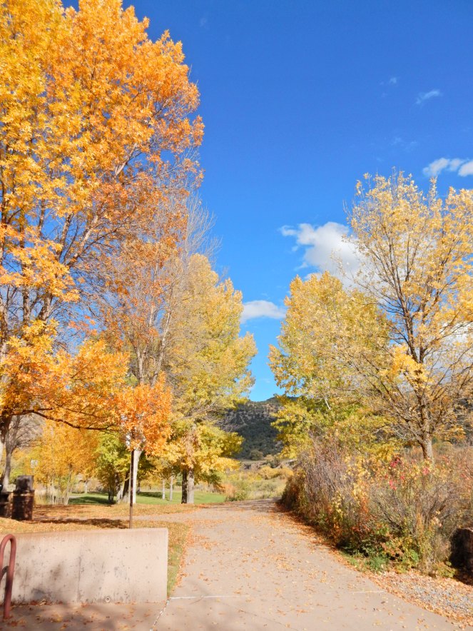 3 days in Colorado, colorado weekend guide, what to do in colorado, explore colorado, Vail, Aspen, Hotel Talisa, Marriott Luxury, Glenwood Springs, fall in Colorado, weekend getaways, vacation tips, vacation guide, Sarah In Style, sarahinstyle, Sarah Meyer