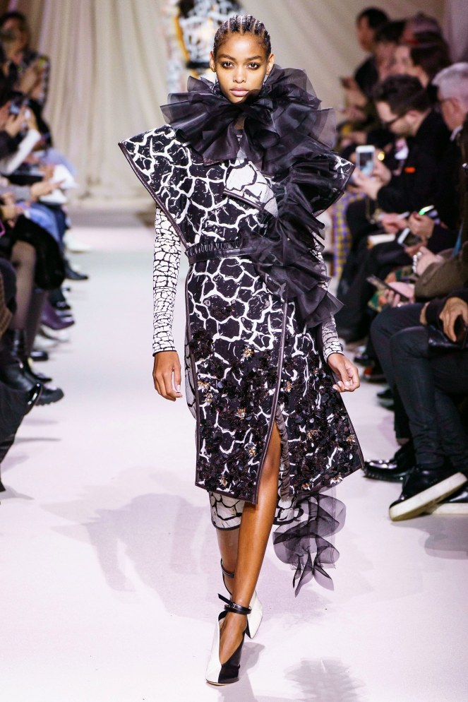 Mary Katranzou, London Fashion Week, Fashion Week, Best Designers, Designers to Watch, Who to Wear, Funky Fashions, Designers Guild, Fashion Designers, Top Fashion Designers, NYFW, New York Fashion Week, Sarah Meyer, Sarah In Style